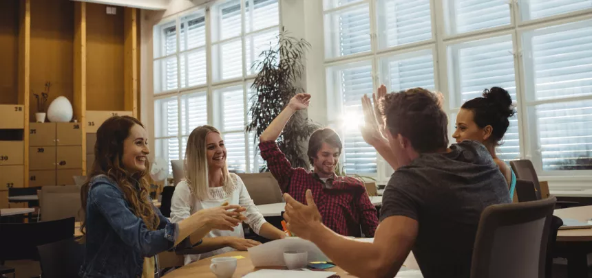 Wellbeing usnadňuje firmám nalézt a udržet zaměstnance