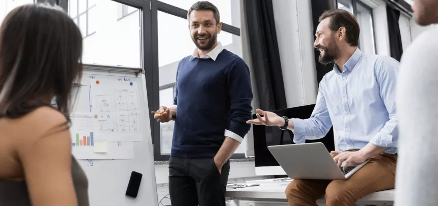 Leadership: The Difference Between a Leader and a Manager