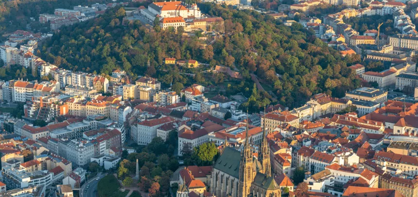 Prace v Brno pro Ukrajince: práce, bydlení a praktické tipy