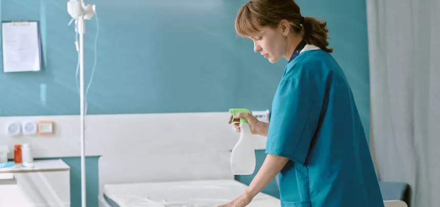 Práce v nemocnici bez vzdělání: možnosti a podmínky