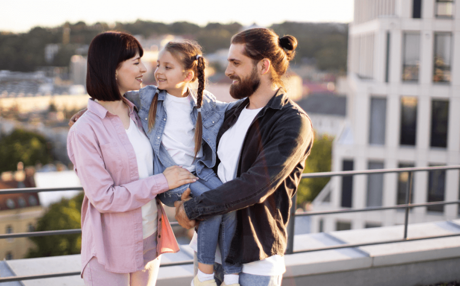 Residence permit for the purpose of family reunification with a foreign national