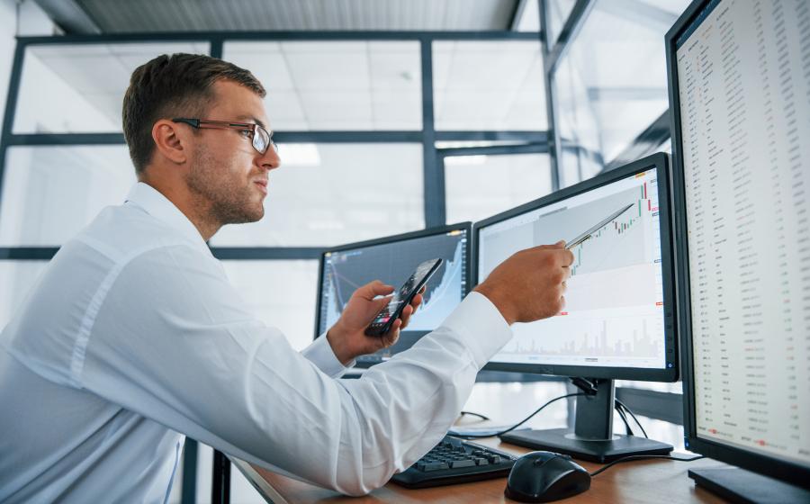 Významně narůstá pracovní poptávka po specialistech