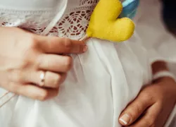 Вагітність, пологи та декрет у Чехії: що потрібно знати